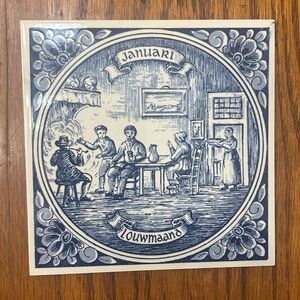 Collectible Delft blue and white tile